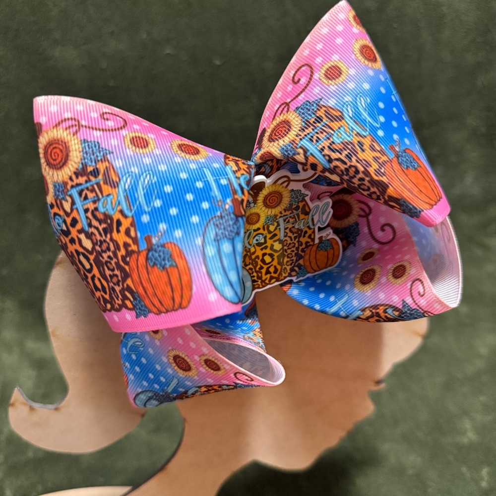 Hello Fall cheetah Bow - Picture 4 of 4